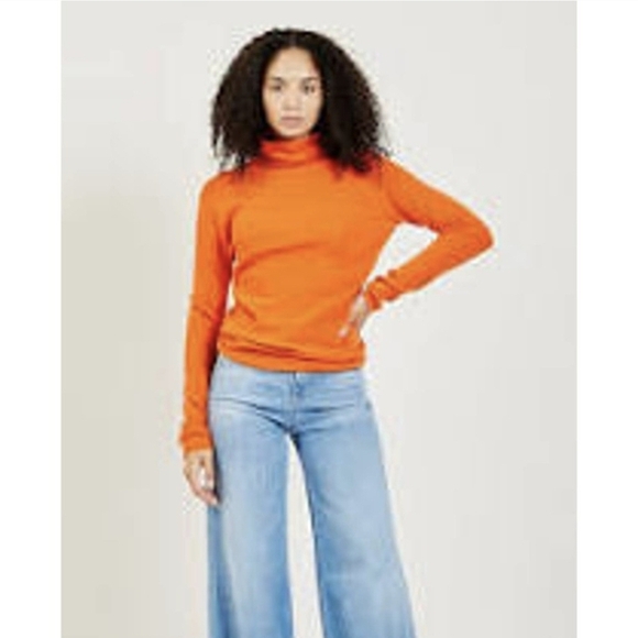 Ganni Open Back Rollneck Sweater in Flame Orange XS Lightweight Spring - Picture 2 of 9